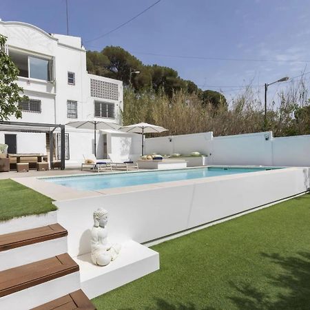Casa Canyet Con Piscina A Un Paso De Barcelona Y La Playa Badalona Exterior foto